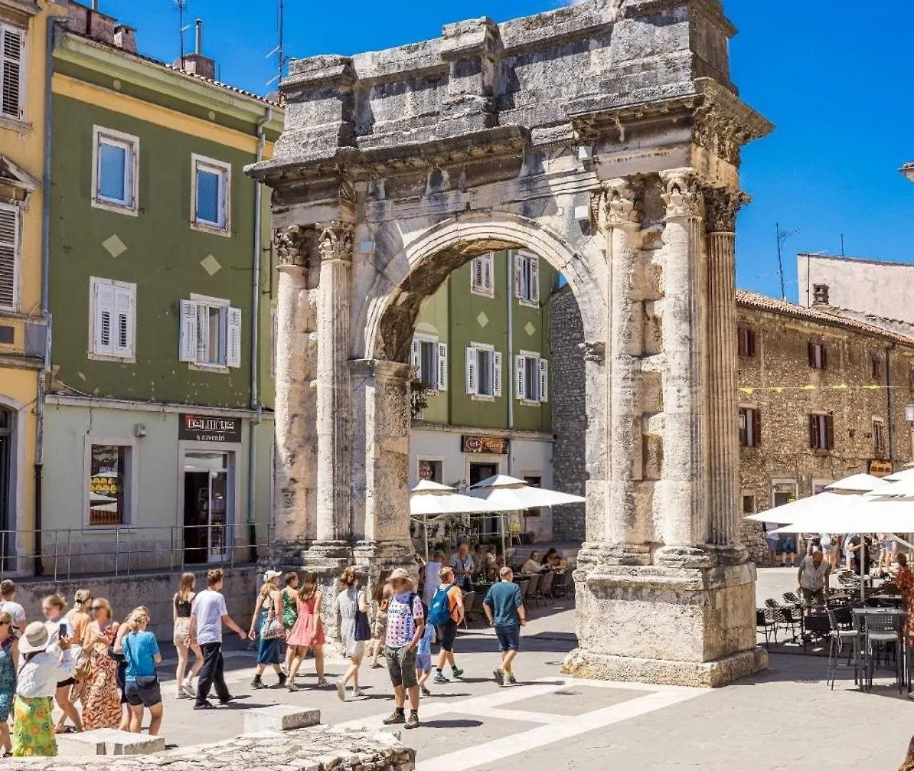 Ferienwohnung Fuer 4 Personen Ca 40 Qm In Pula, Istrien Istrische Riviera 아파트